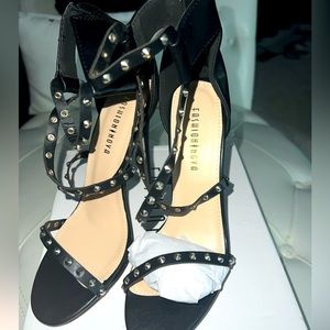 Brand new heels